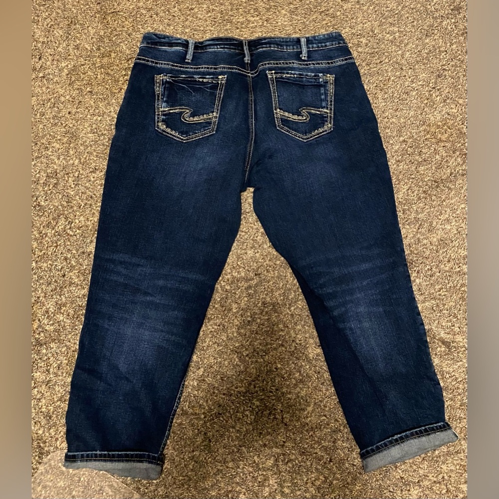 Women’s Silver jean capris. Size 18
